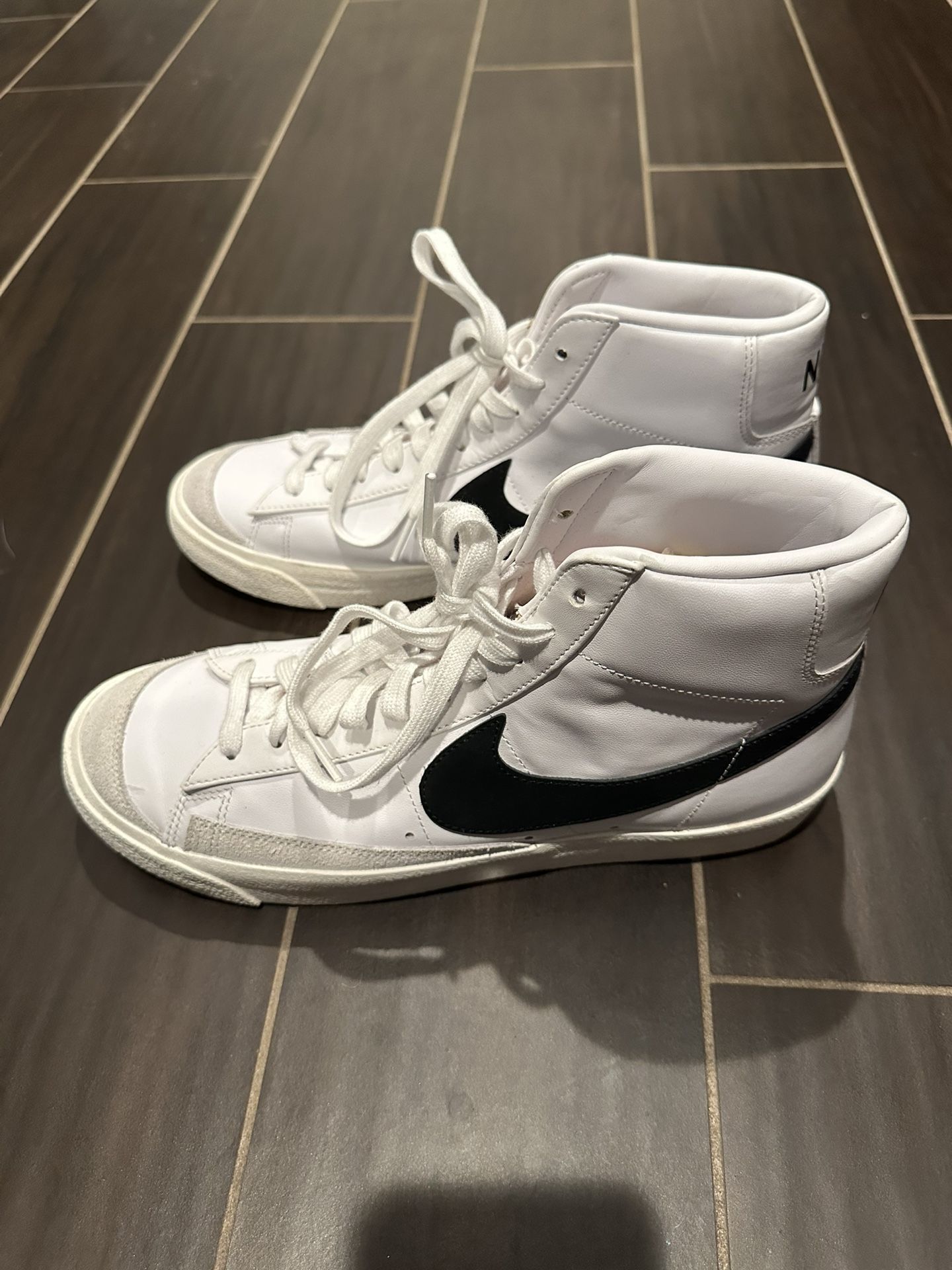 Nike Blazer men Sz 10