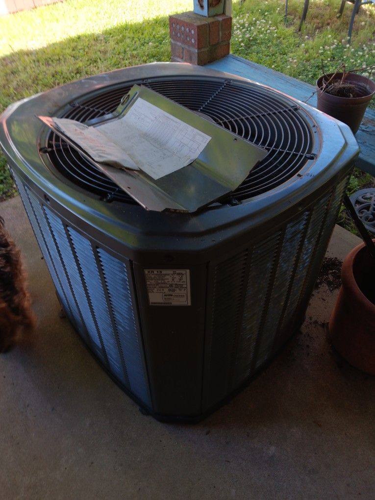 Trane 2 1/2 Ton AC Central Unit for Sale in Virginia Beach, VA OfferUp