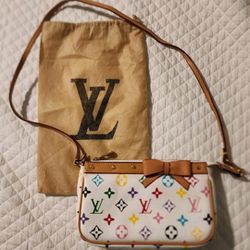 LOUIS VUITTON PURSE