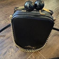 The Marc Jacobs The Vanity Leather Crossbody Bag