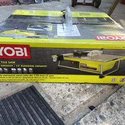 Ryobi 7” Wet Tile Saw W/blade
