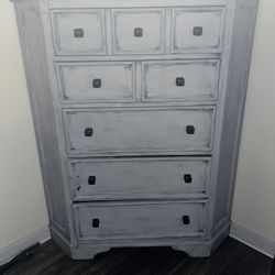 Corner Dresser