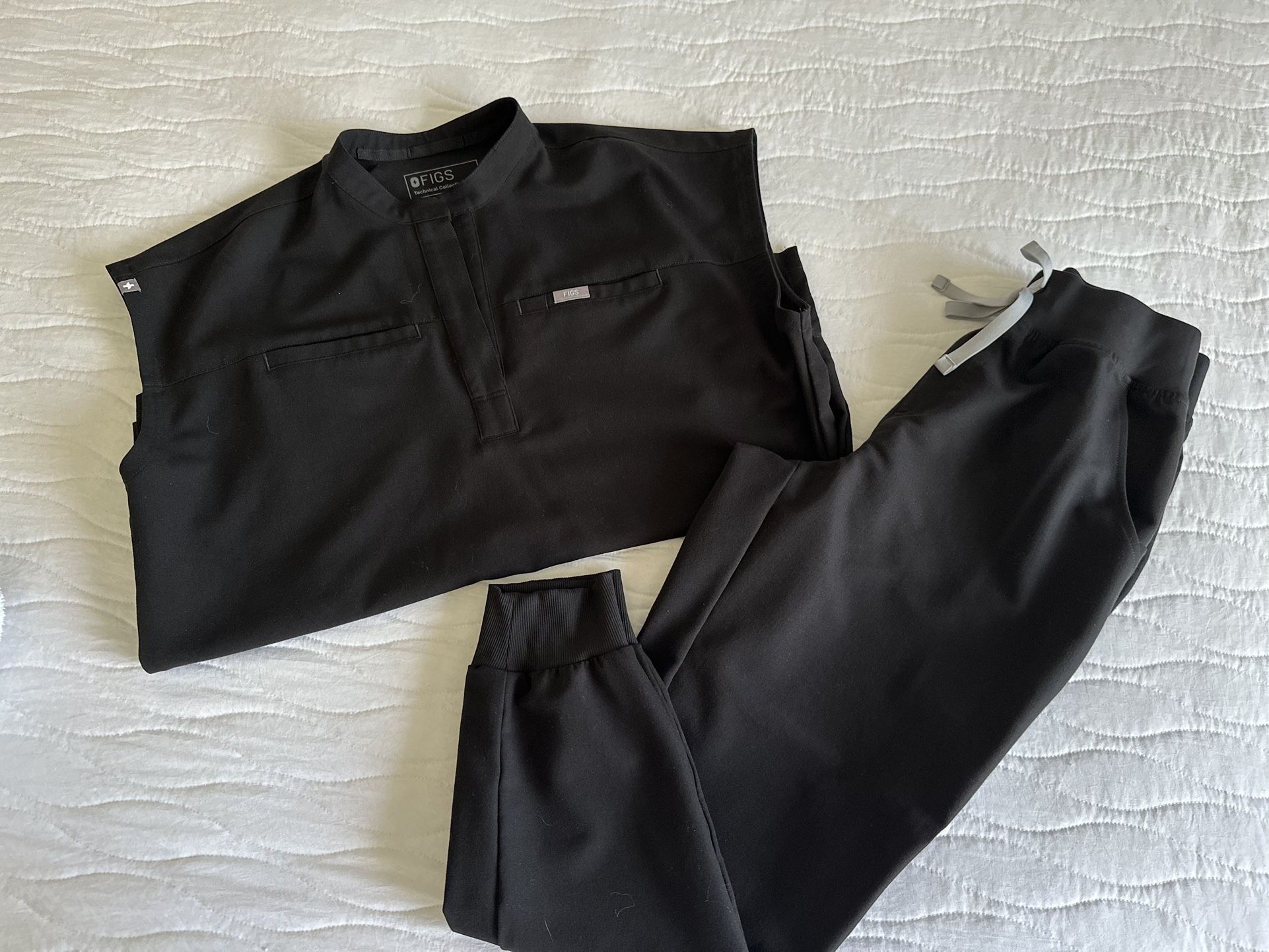 Figs Scrub Set - Black