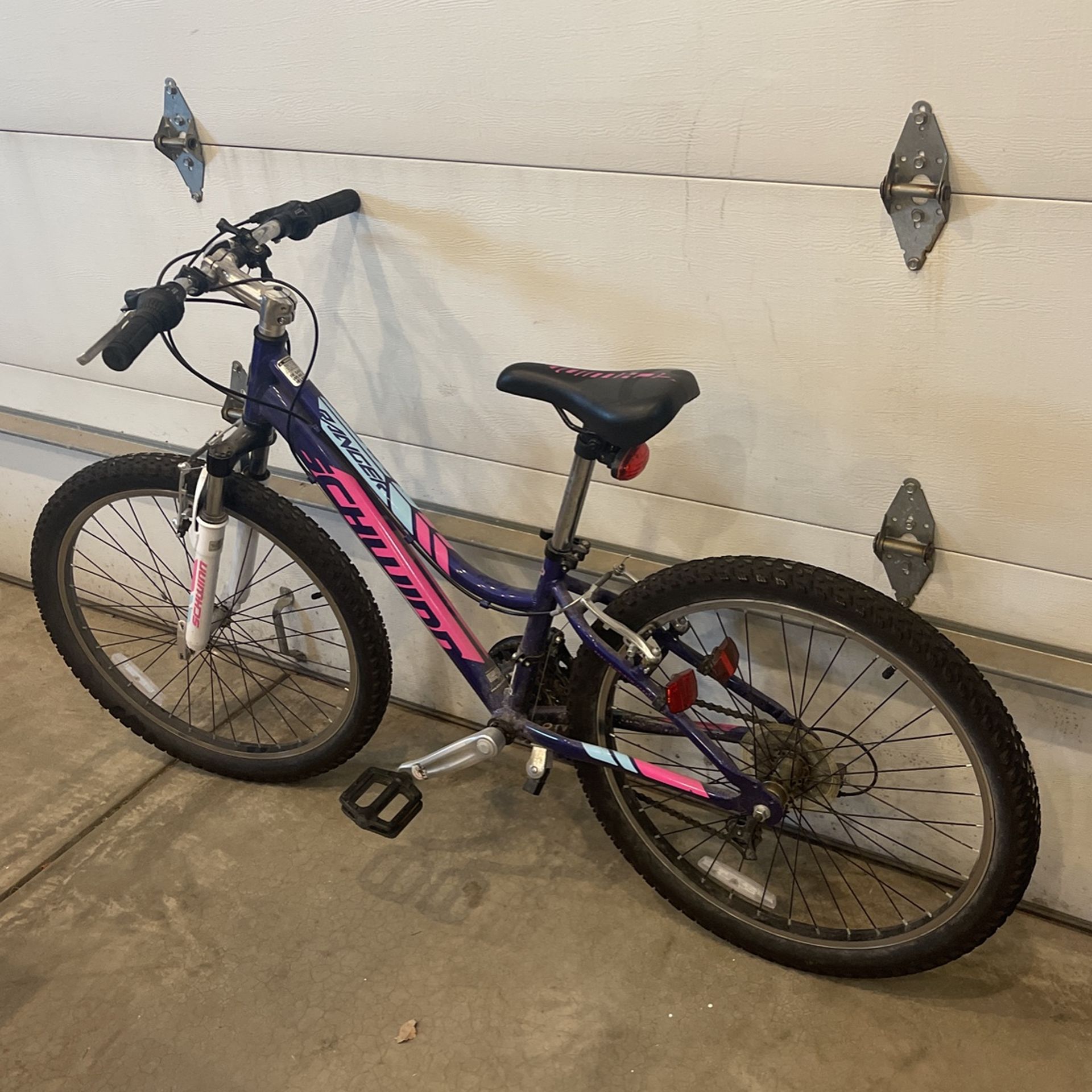 Schwinn Girl’s Bike 