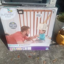 Wood Baby Gate 
