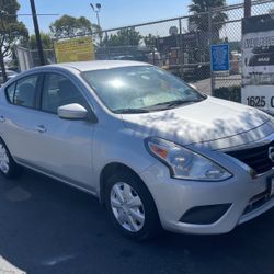 2015 Nissan Versa SV