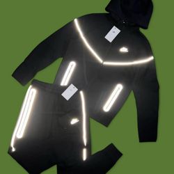 Brand New Nike Tech 🗿Please Read The Description