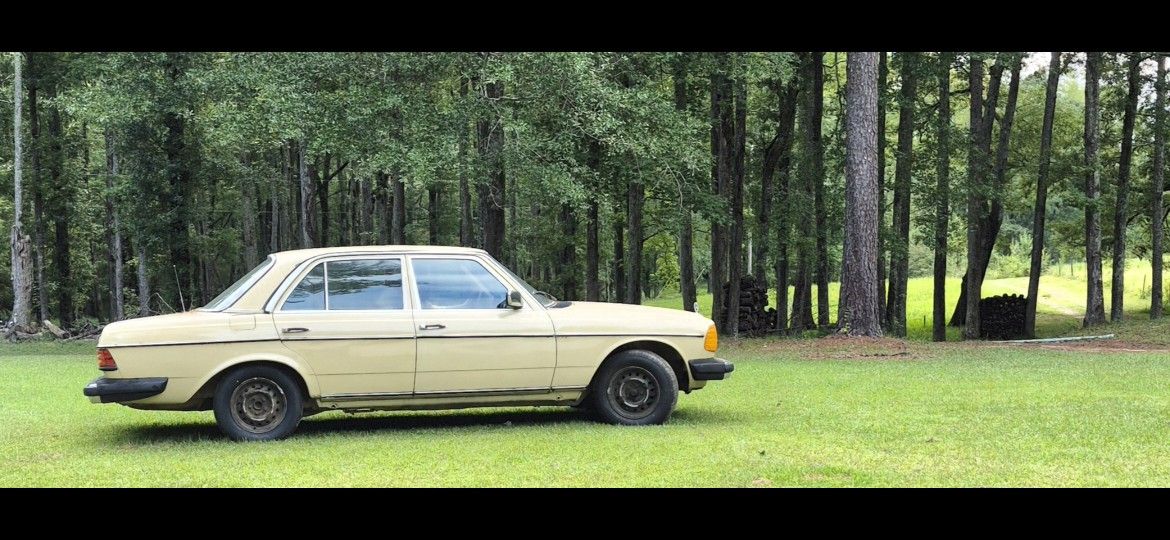 1983 Mercedes-Benz 240d