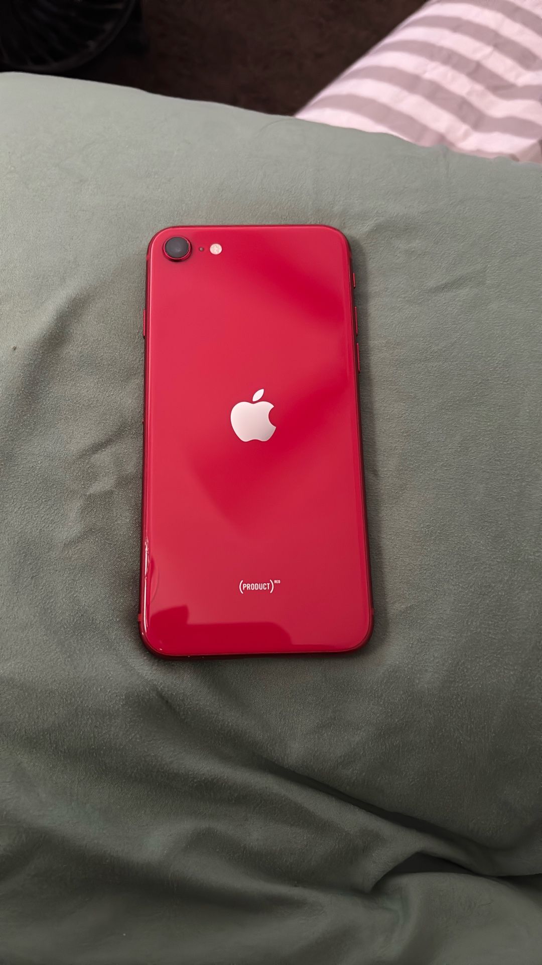 iPhone SE 2021