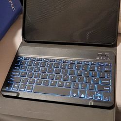 Tablet Keyboard With Case Compatible With Both Apple And Android 