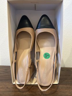 BCBGeneration Women's Size 9 Black and Brown Leather Shoes