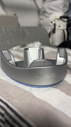 Shark Cryo Glow Charging Stand