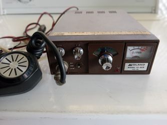 Midland model 13-509 CB radio in great condition!!