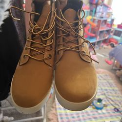 Timberlands 8 1/2 Women’s 