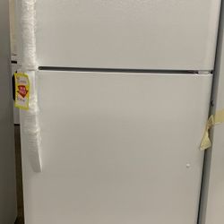Frigidaire Fridge!! Refrigerator is brand new with warranty!!