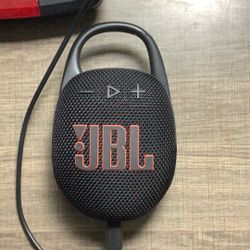 JBL Clip 5