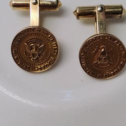 Antique Gold  Presidential Cufflinks 
