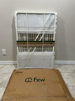 Extra Tall Heavy Duty Playpen / Pet Fence