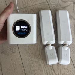 AMPLIFI HD Router with 2 Meshpoints