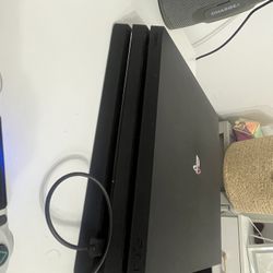 Play Station 4, One Controller Good Condition Fair Price 