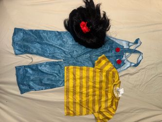 Agnes Costume