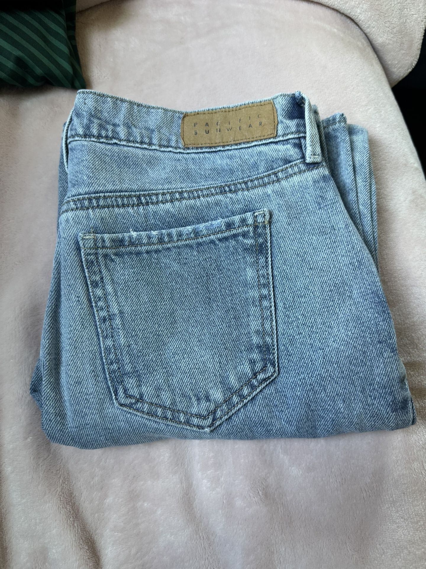 PacSun light-wash denim jeans