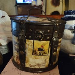 hat box