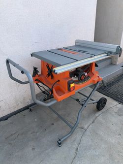 RIDGID TABLE SAW WITH MOBILE STAND