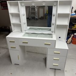 Vanity With Mirror