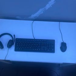Gaming Keyboard, Mouse And Headphones (Read Desc)