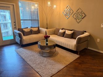 2-Piece Designer Sectional Sofa Set with Throw Pillows