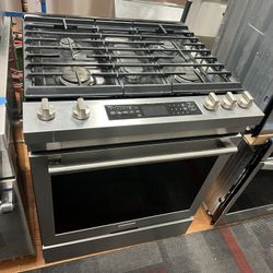 Maytag Gas Stove 30”