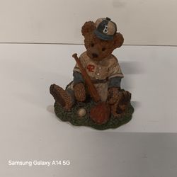 Family Bears Baseball Bear Figurine 1998 Number 42 Bat Vintage Decor