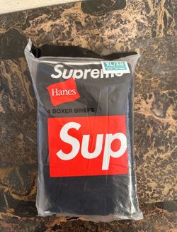 Supreme x Hanes (4 Pack) Black Boxer Briefs