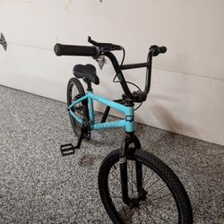 20"  FreeAgent MAVERICK BMX Bike