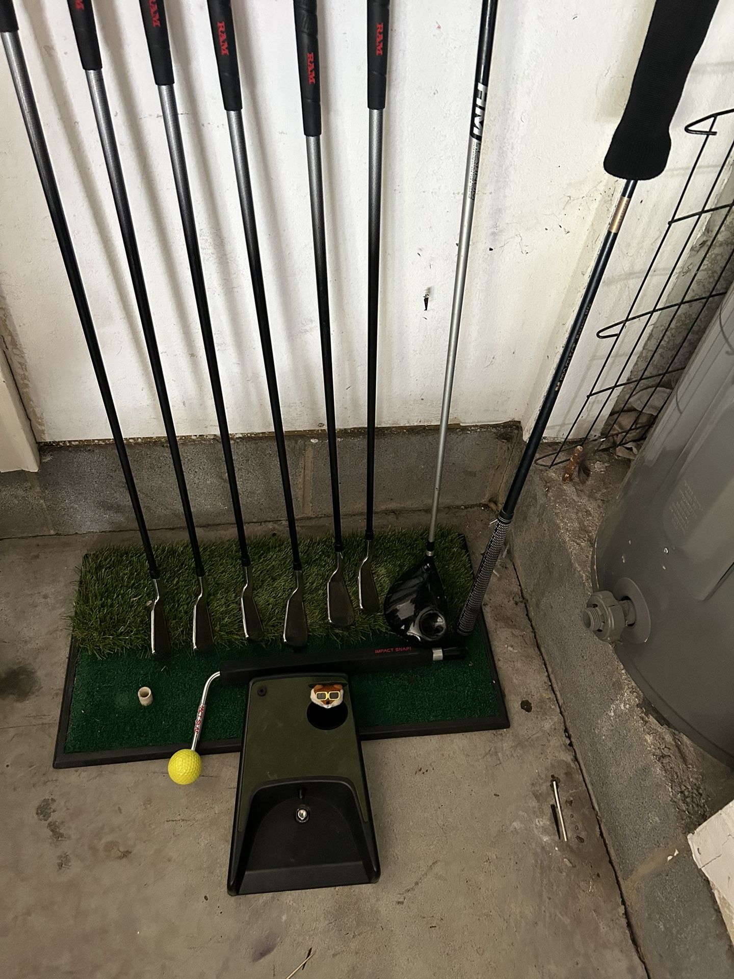 Golf Clubs 