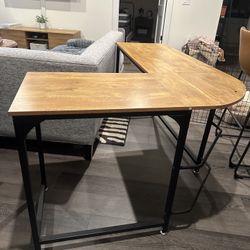 L Shaped Desk, Reversible
