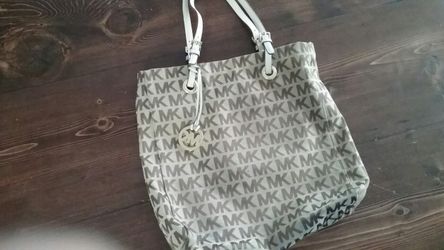 Micheal kors bag