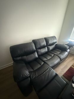 Reclining Sofa - excellent shape