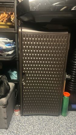 Storage bin