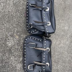 Motorcycle Saddlemen Studded Saddlebag 5001