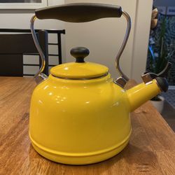 Tea kettle- Yellow