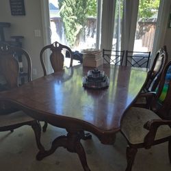 Kitchen Table And Chairs 