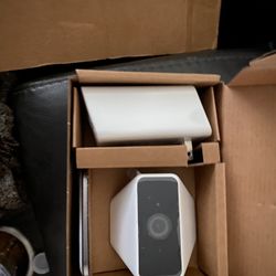Xfinity Indoor/Outdoor Home Security Camera 