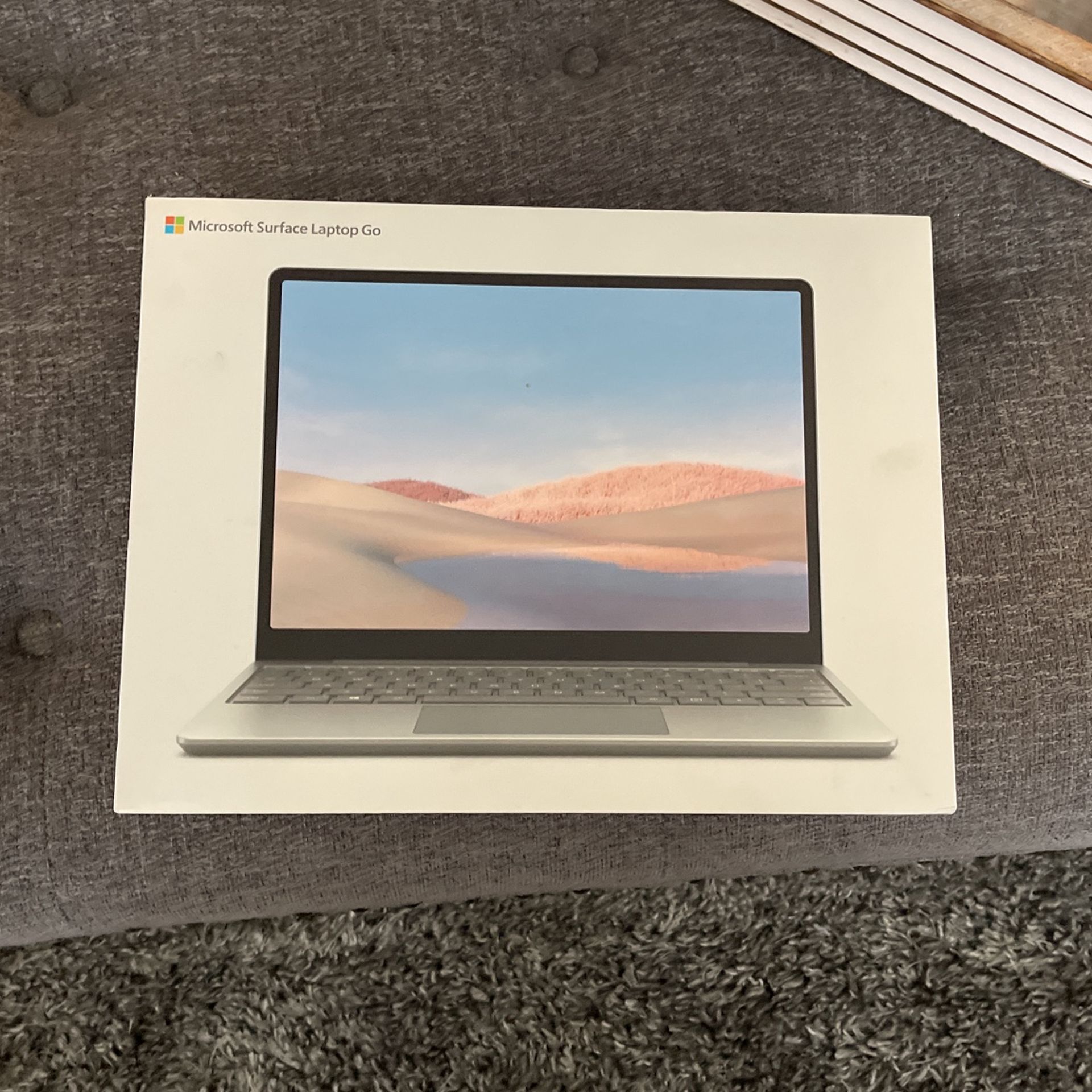 Microsoft Surface Laptop Go