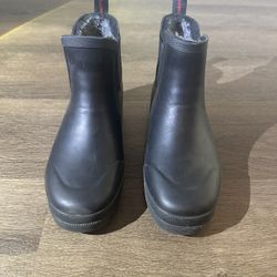 Black Tretorn Boots