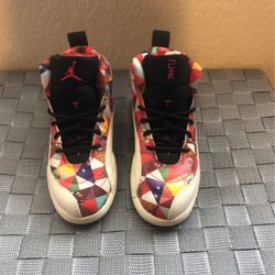 JORDAN 12’s Chinese New Years Boys Size (12c)