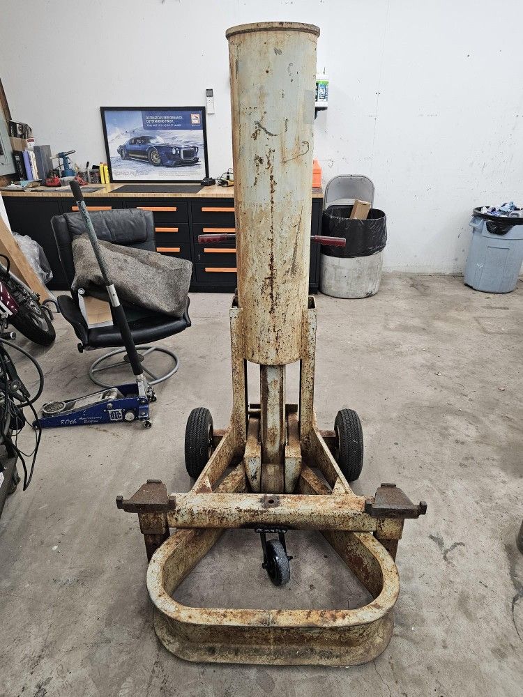 Gray air lift, 7 ton truck/trailer, 14,000 lbs jack