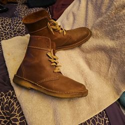 DuckFeet Danish Boots