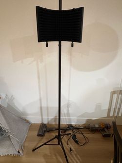Microphone Stand with Pop shield